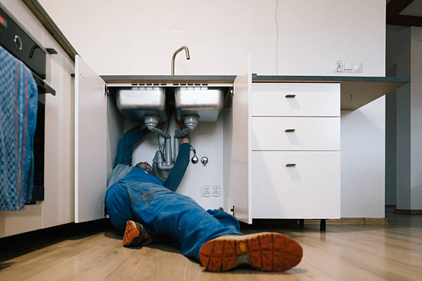Professional Leak Detection technician working in Camp Hill, PA